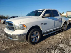 RAM 1500 SLT 5.7L 8 2013