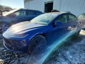 Tesla Model 3 2024