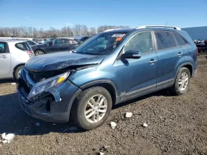 Kia Sorento LX 2.4L 4 2015