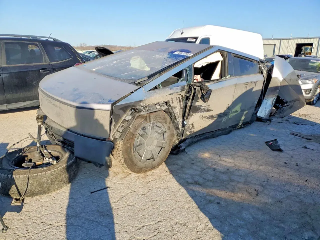 Tesla Cybertruck 2025