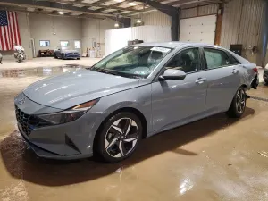 Hyundai Elantra SEL 2.0L 4 2023