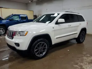 Jeep Grand Cherokee LAREDO 5.7L 8 2011