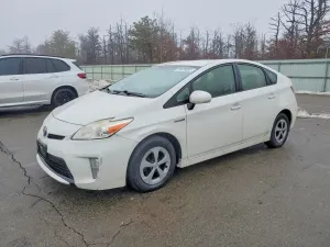 Toyota Prius 1.8L 4 2013