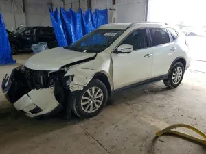 Nissan Rogue SV 2.5L 4 2017