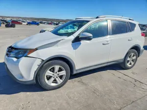 Toyota Rav4 XLE 2.5L 4 2014