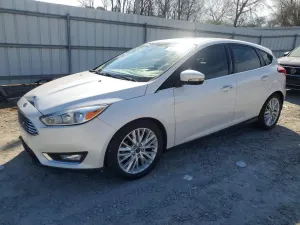 Ford Focus TITANIUM 2.0L 4 2016