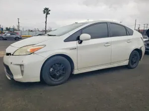 Toyota Prius 1.8L 4 2015