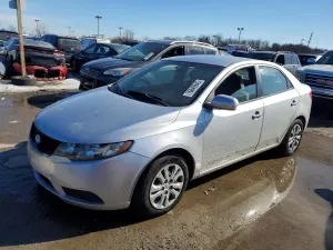 Kia Cerato / Forte / K3 LX 2.0L 4 2010