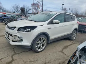 Ford Escape TITANIUM 2.0L 4 2016
