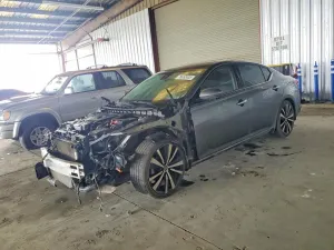 Nissan Altima 2.0L 4 2020