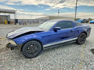 Ford Mustang 3.7L 6 2012