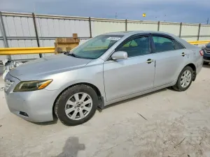 Toyota Camry LE 3.5L 6 2007