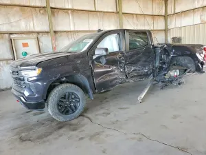 Chevrolet Silverado 1500 K1500 LT TRAIL BOSS 5.3L 8 2024