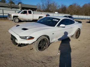 Ford Mustang 2.3L 4 2020