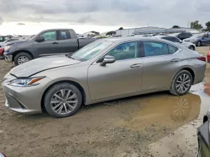 Lexus ES 350 BASE 3.5L 6 2021