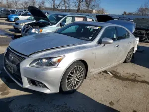 Lexus LS 460 4.6L 8 2015