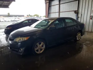 Toyota Camry L 2.5L 4 2013