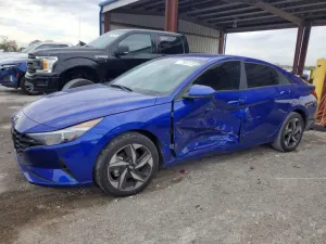 Hyundai Elantra SEL 2.0L 4 2023