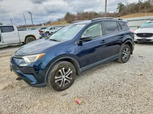 Toyota Rav4 LE 2.5L 4 2018