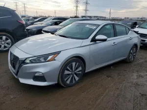 Nissan Altima SV 2.5L 4 2022