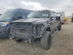 Ford F-350 SUPER DUTY 6.7L 8 2015