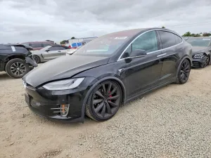 Tesla Model X 2018