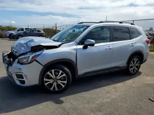 Subaru Forester LIMITED 2.5L 4 2020