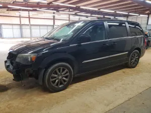 Chrysler Town & Country S 3.6L 6 2015
