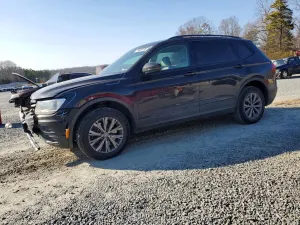 Volkswagen Tiguan S 2.0L 4 2020