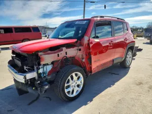 Jeep Renegade LATITUDE 2.4L 4 2016