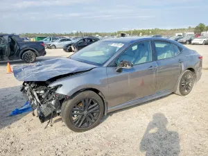 Toyota Camry XSE 2.5L 4 2025
