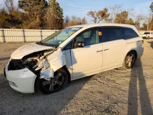 Honda Odyssey TOURING 3.5L 6 2013