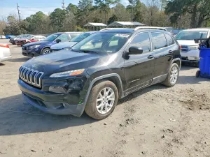 Jeep Cherokee LATITUDE 2.4L 4 2017