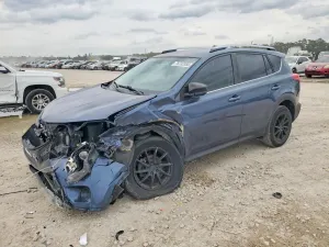 Toyota Rav4 LE 2.5L 4 2014