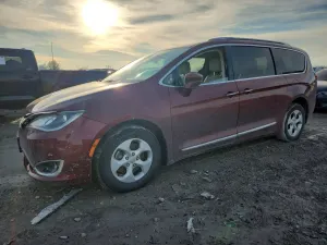 Chrysler Pacifica TOURING L PLUS 3.6L 6 2017