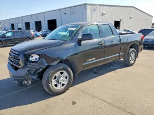 Toyota Tundra DOUBLE CAB SR5 4.6L 8 2011
