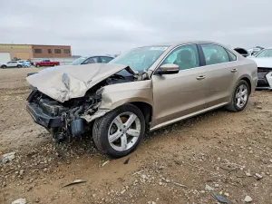 Volkswagen Passat 2 L 4 2015