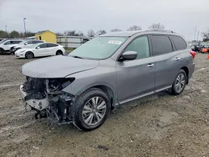 Nissan Pathfinder S 3.5L 6 2020
