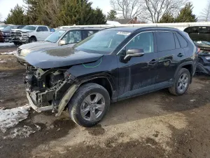 Toyota Rav4 XLE 2.5L 4 2022