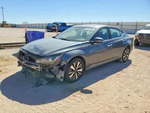 Nissan Altima 2.5L 4 2022