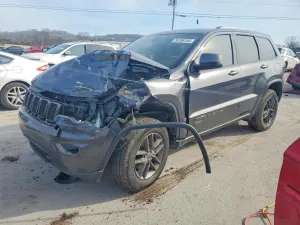 Jeep Grand Cherokee LAREDO 3.6L 6 2016