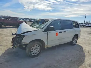Chrysler Town & Country LX 3.3L 6 2008