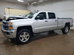 Chevrolet Silverado 1500 K2500 HEAVY DUTY LT 6.6L 8 2015
