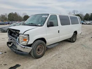 Ford Econoline E350 SUPER DUTY WAGON 5.4L 8 2013