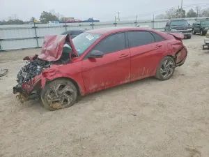 Hyundai Elantra SEL SPORT 2.0L 4 2025