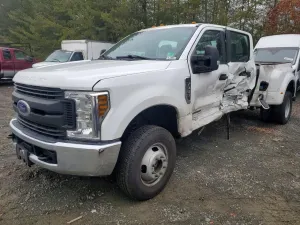 Ford F-350 SUPER DUTY 6.7L 8 2019
