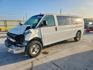 Chevrolet Express 6.0L 8 2011