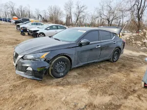 Nissan Altima S 2.5L 4 2022