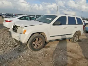 Jeep Grand Cherokee LAREDO 3.7L 6 2007