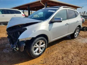 Nissan Rogue S 2.5L 4 2010